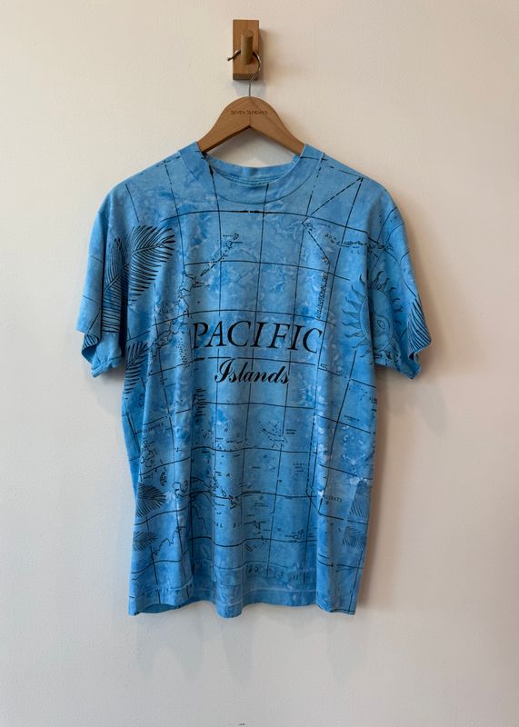 1A3 - Pacific Island AOP tee 90s