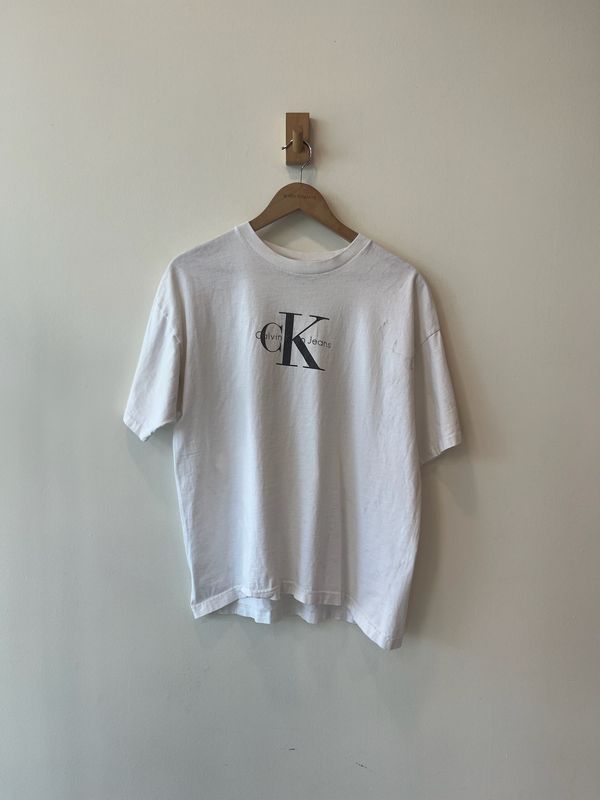 1A4 - Calvin Klein Tee 90s 