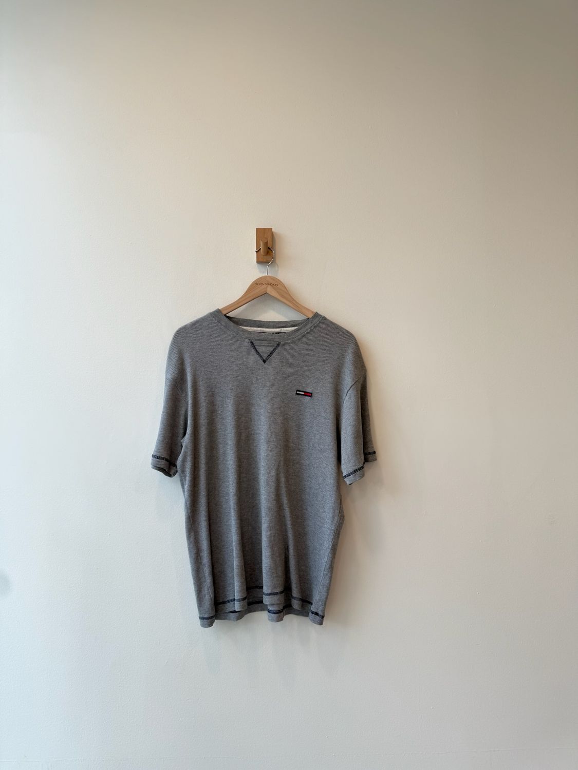 1A6 - Tommy Hilfiger Grey Rib Tee 90s
