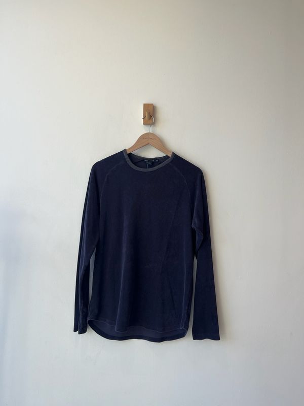 1A7 - Club Monaco Towel Raglan LS 90s