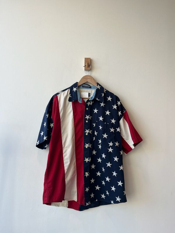 1A7 - Chaps Ralph Lauren USA Flag Button Shirt 90s