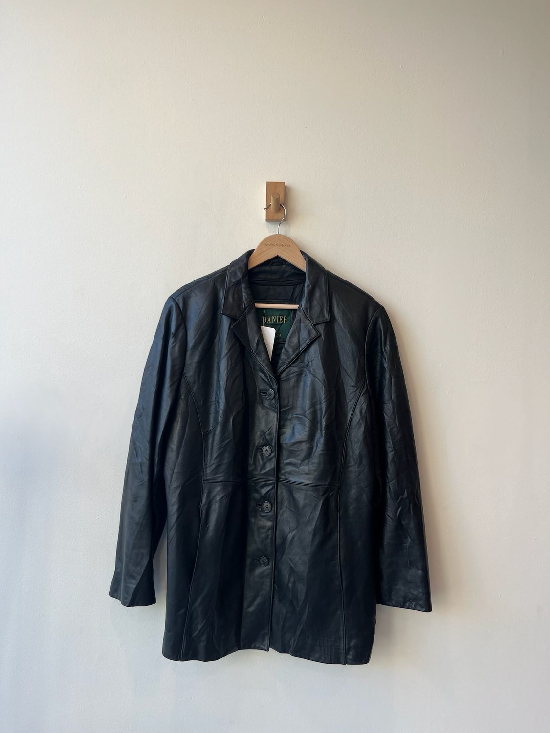1A7 - Danier Blk Leather Button Jkt 90s