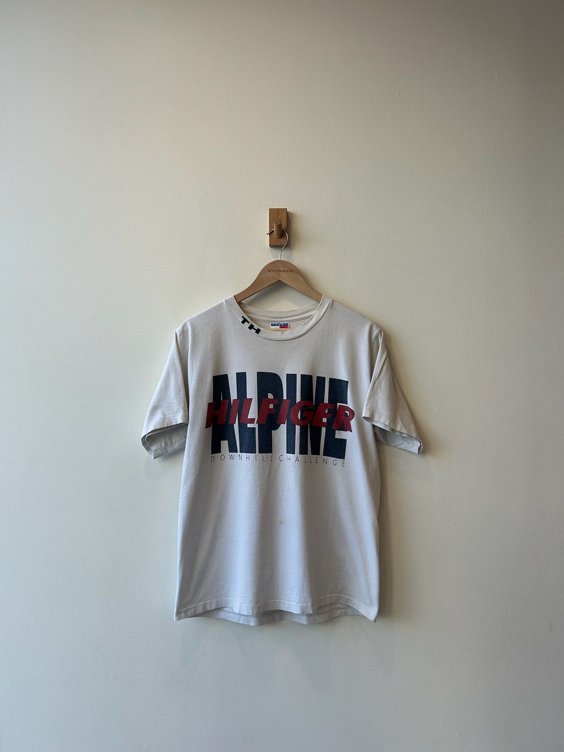 1A7 - Tommy Hilfiger Tee 90s AS  IS 
