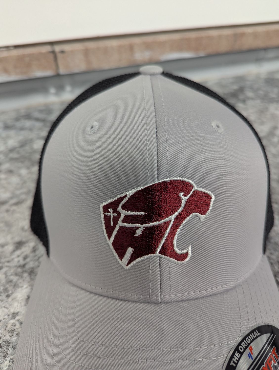 Baseball hat 2-toned (CH/LRG) mesh back, Size: S/M