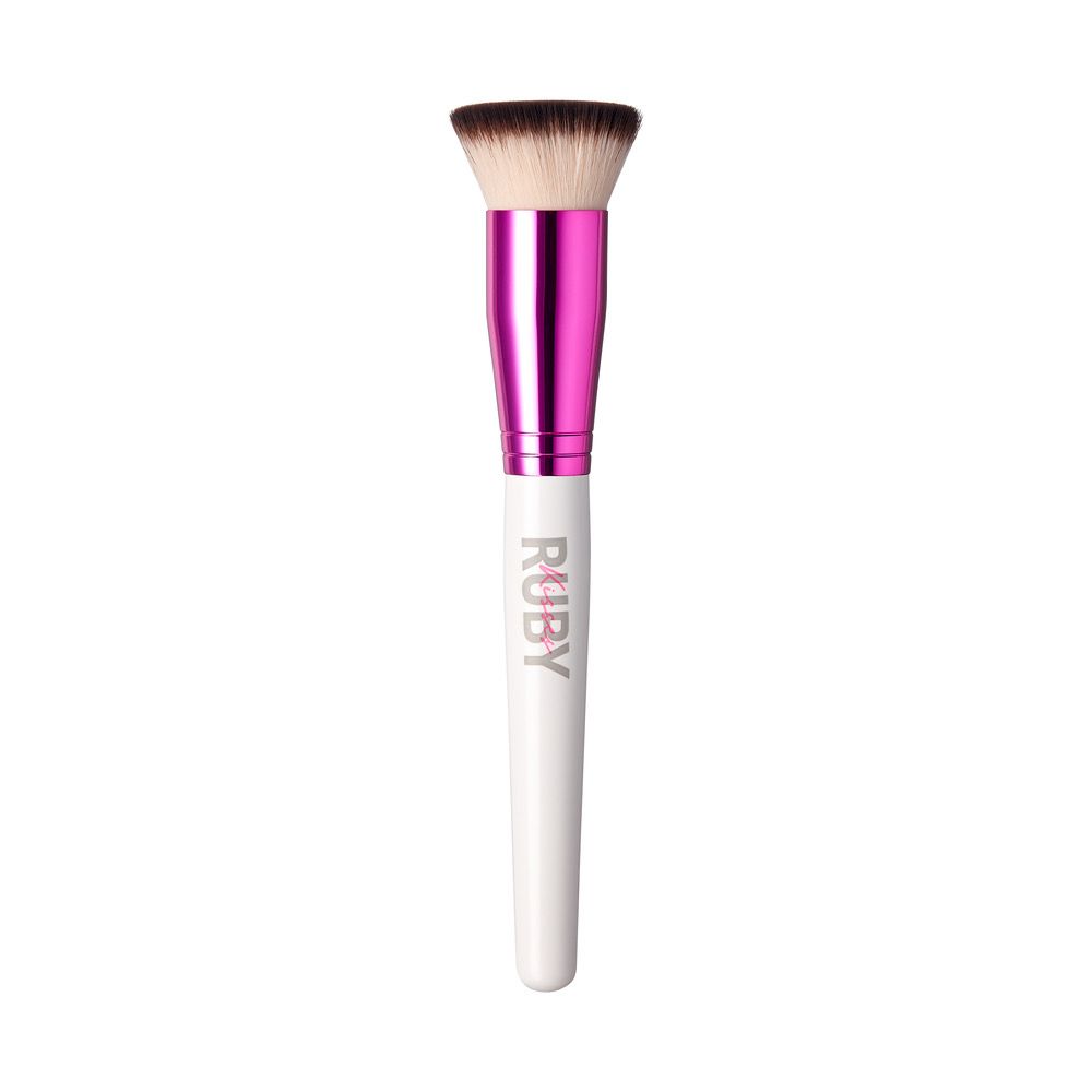 RUBY KISSES FLAT KABUKI BRUSH