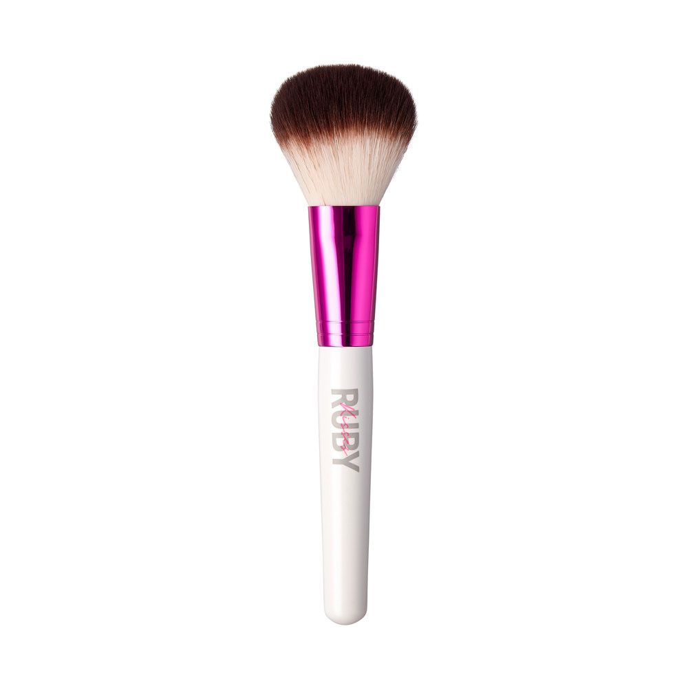 RUBY KISSES LARGE POWDER BRUSH