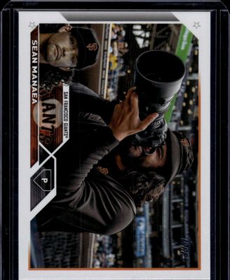 2023 Topps #429 Sean Manaea Golden Mirror Image Variation SSP