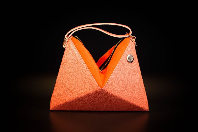 QUASAR - CORAL LEATHER