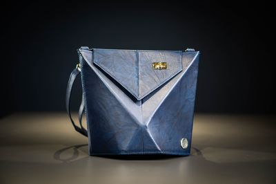 NAGAREBOSHI - CUERO AZUL