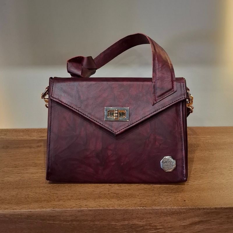 HIKARU CORINTH LEATHER