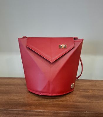 NAGAREBOSHI RED LEATHER