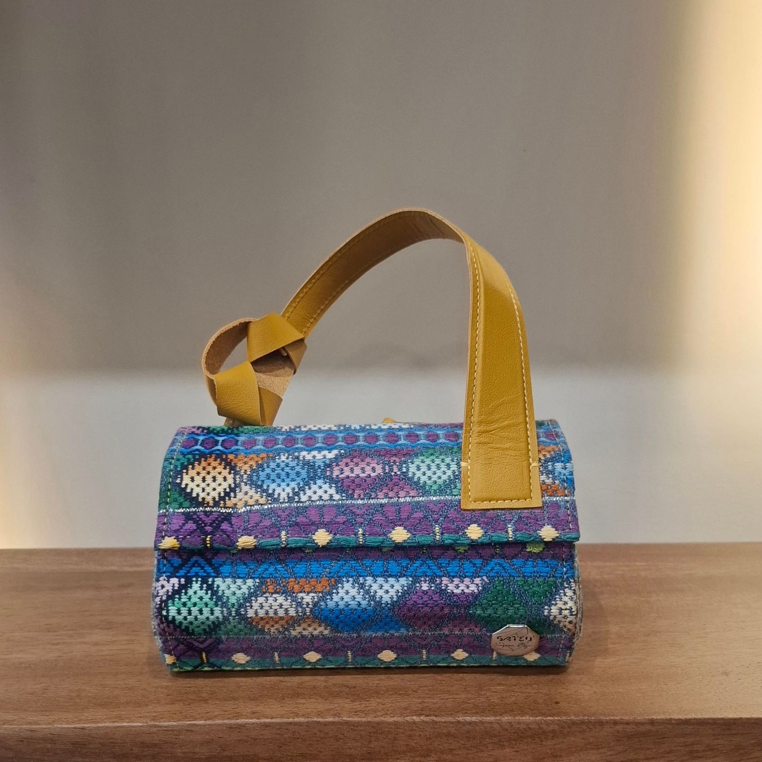 SHIBUMI GUIPIL LIGHT BLUE AND MUSTARD