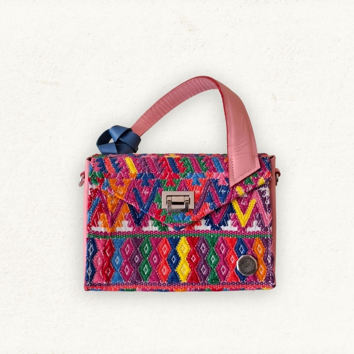 HIKARU - GUIPIL SAN PEDRO SACATEPEQUEZ 