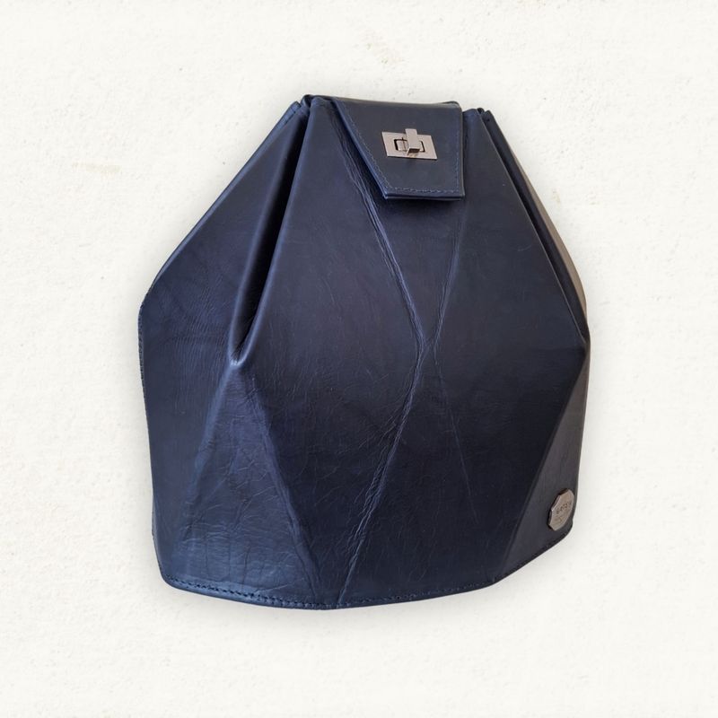 KOKORO BACKPACK - CUERO AZUL