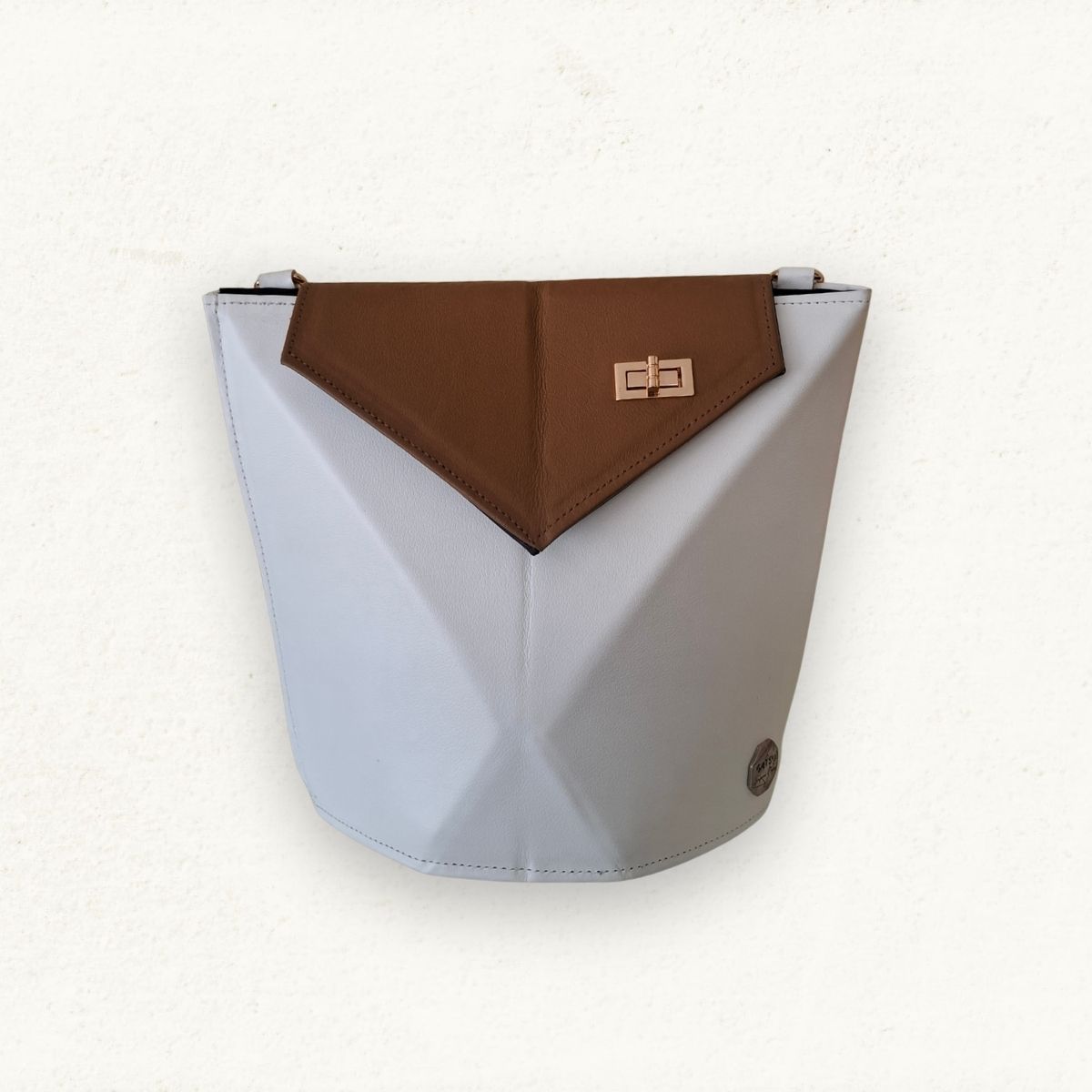 NAGAREBOSHI  CUERO BLANCO Y CARMEL