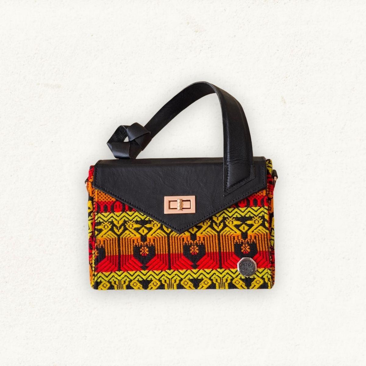 HIKARU GUIPIL SAN PEDRO SACATEPEQUEZ 