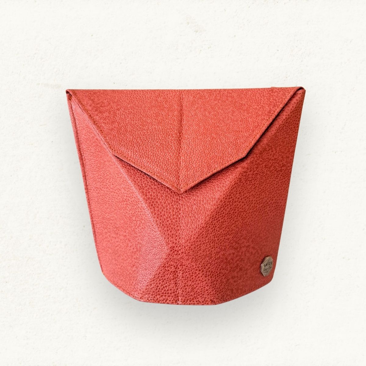 NAGAREBOSHI CUERO CORAL