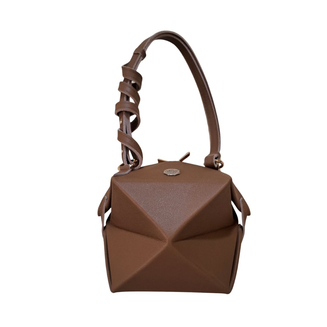 HARU – CARMEL LEATHER 