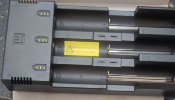 104023018650 /21700 RECHARGEABLE CHARGER BS