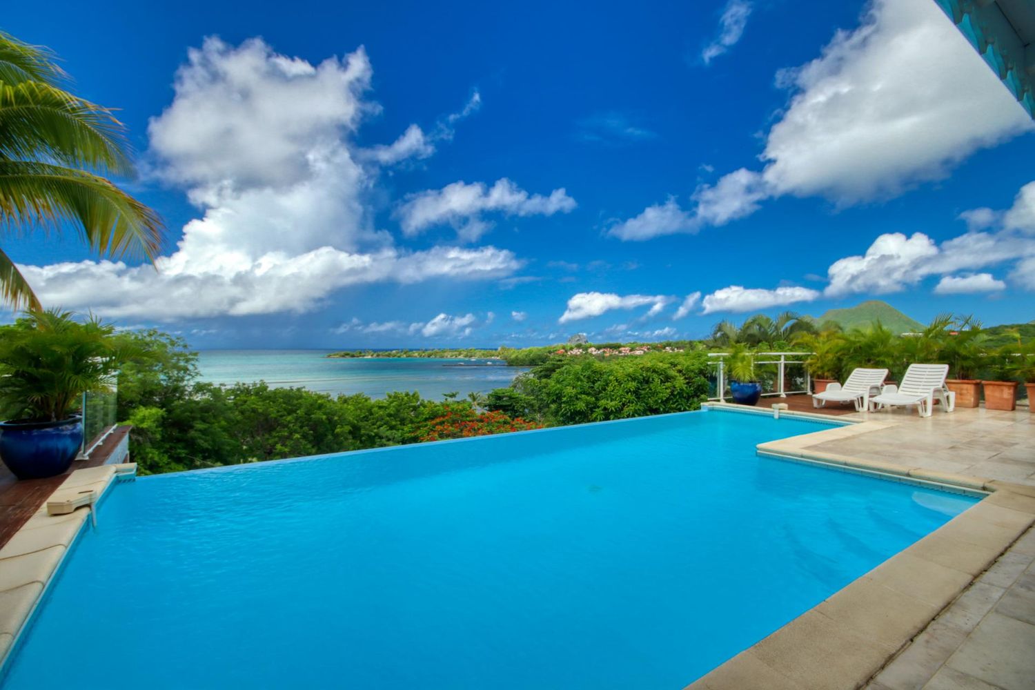 MARTINIQUE - SEJOUR DANS UNE VILLA  -  9 JOURS/7 NUITS