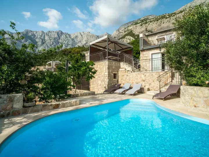 CROATIE - DALMATIE CENTRALE - MAISON DE VACANCES BELVEDERE  ****