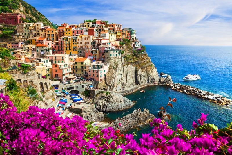 ITALIE - CIRCUIT EN TRAIN - CINQUE TERRE CAPTIVANT