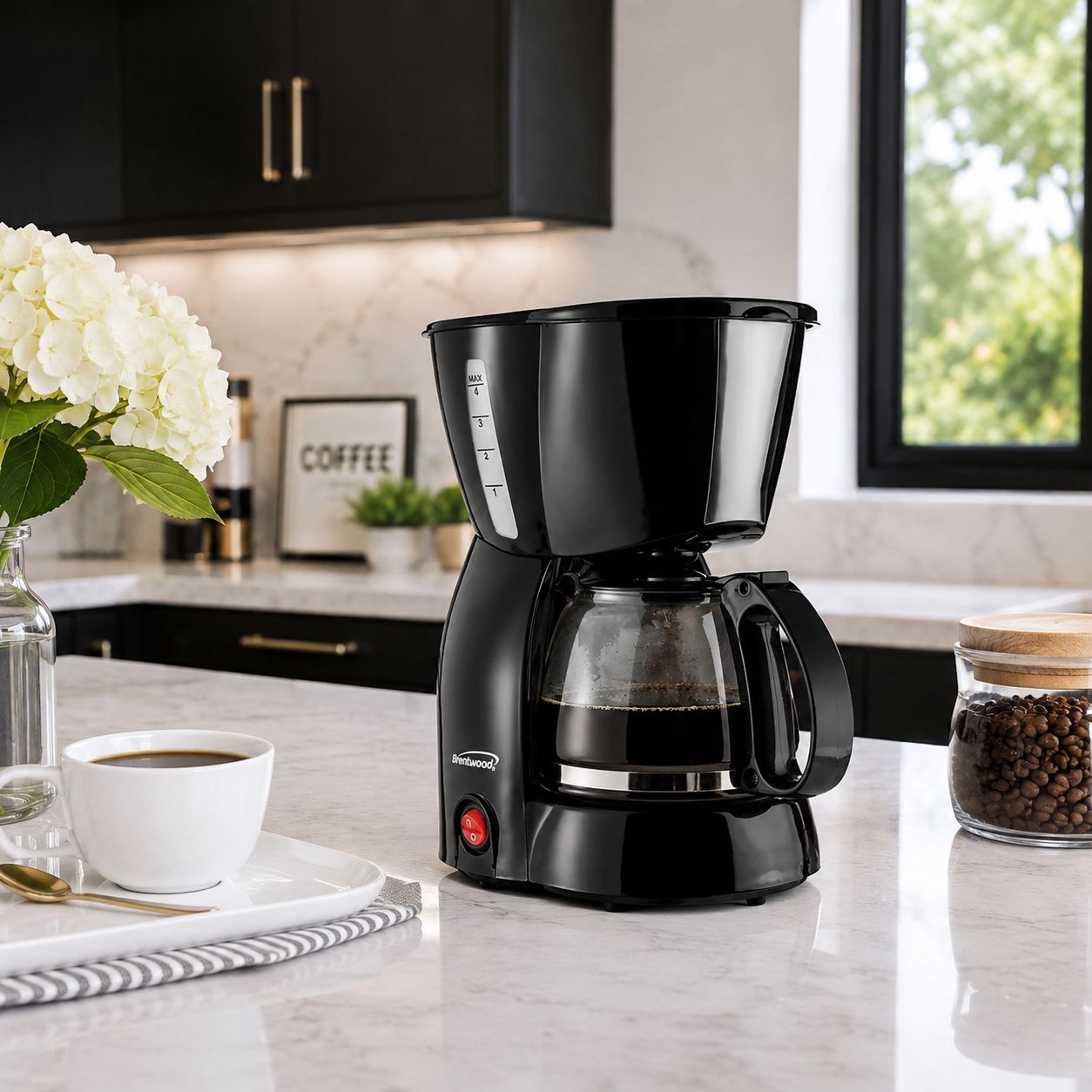 BRENTWOOD 4 Cup Coffee Maker in Black