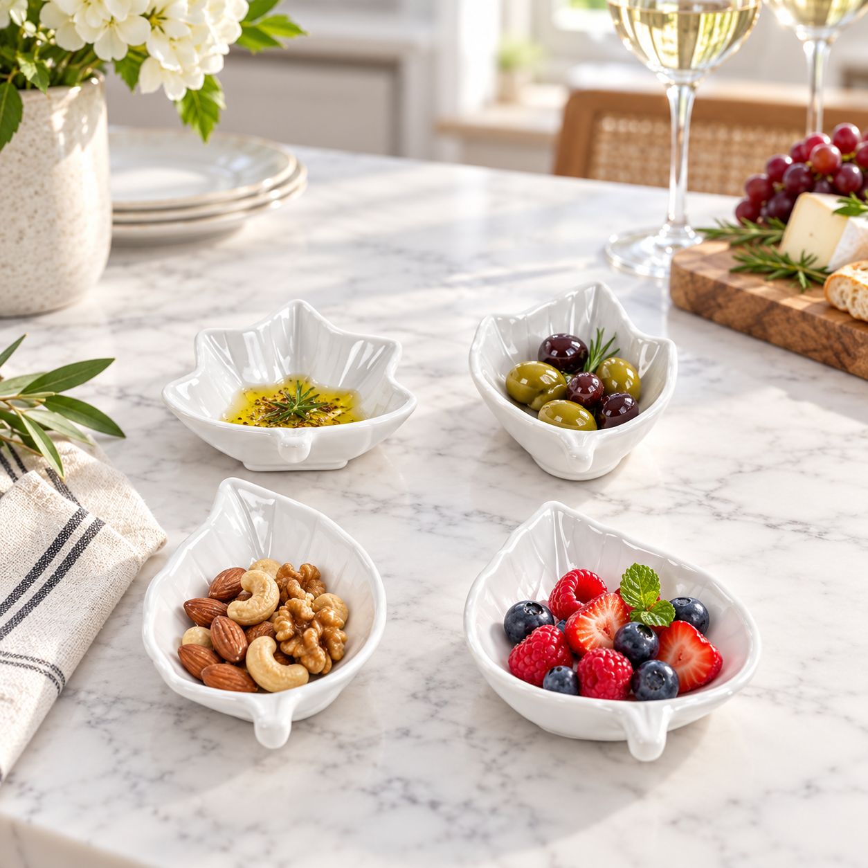 GIBSON MARTHA STEWART 4-PIECE ASSORTED LEAF-SHAPED CERAMIC TIDBIT DISH SET, WHITE DECORATIVE SERVING DISHES FOR APPETIZERS, SAUCES AND SNACKS — SKU 128816.0