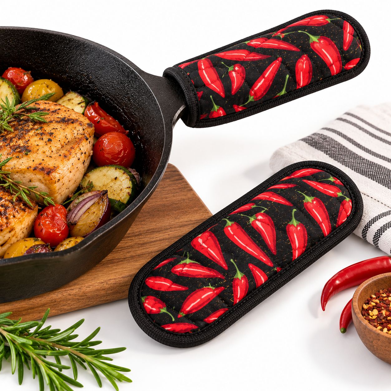 LODGE HOT HANDLE HOLDER SET, 2-PIECE, CHILI PEPPER PATTERN – 2HHC2 – UPC 075536990019