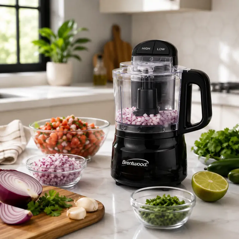 Brentwood 3-Cup Food Processor with Stainless Steel Blades, 200W Motor, Pulse Function, Black (FP-549BK)