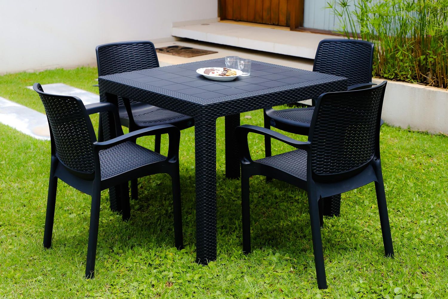 VOSS  Fidji Patio Dining Table