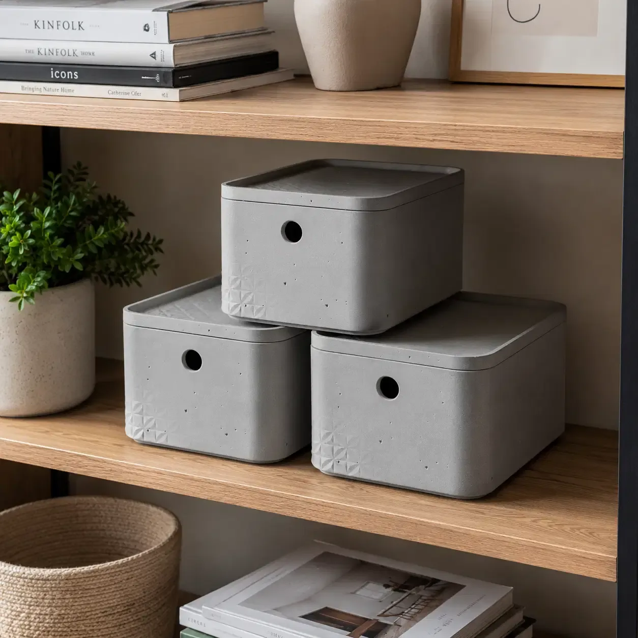 Keter Beton S Storage Box with Lid - Stackable 4L Concrete-Look Design in Grey (243399)