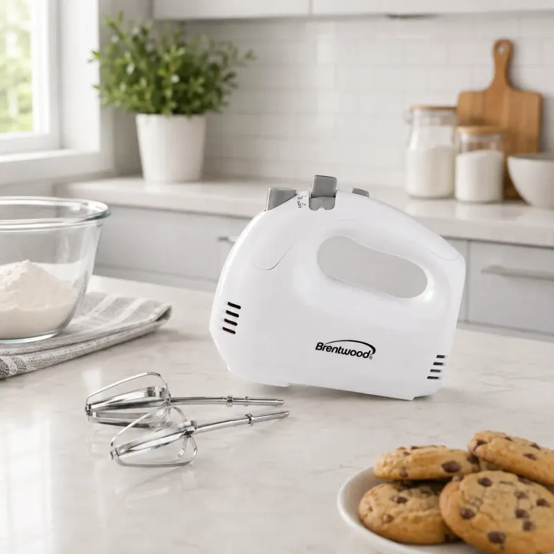 Brentwood Lightweight 5-Speed Electric Hand Mixer with 150W Motor, Chrome-Plated Beaters, White (HM-45)