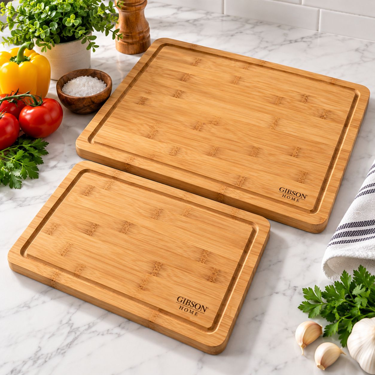 GIBSON GH FORESTVIEW - 2 PC 15 IN &amp; 12 IN CUTTING BOARD SET - RECT - OIL FINISHED - BAMBOO - COLOR SLEEVE