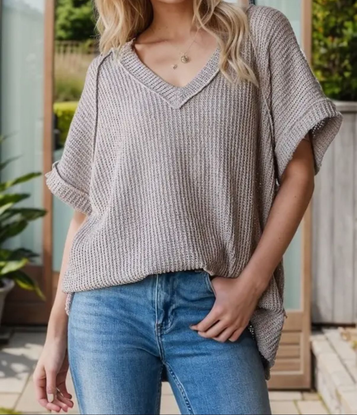 SHORT SLEEVE V NECK SOLID WAFFLE TOP