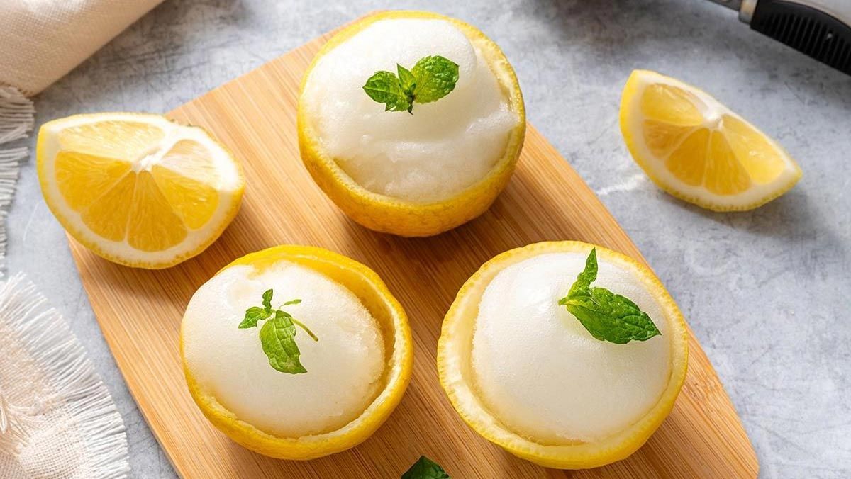 Lemon sorbet in the Lemon