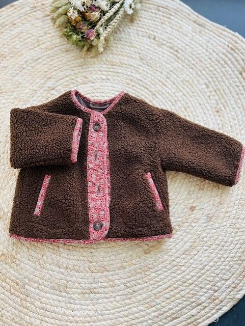 Jasje Zara. Maat 74 Jasje Zara. Maat 74