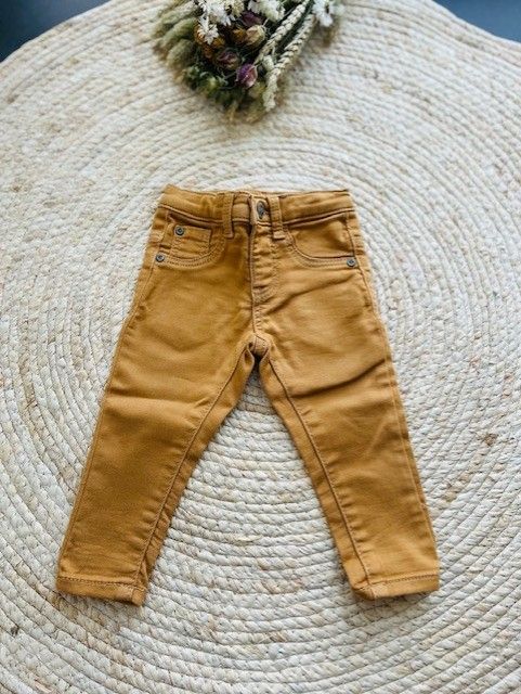 Broek Hema. Maat 74 Broek Hema. Maat 74