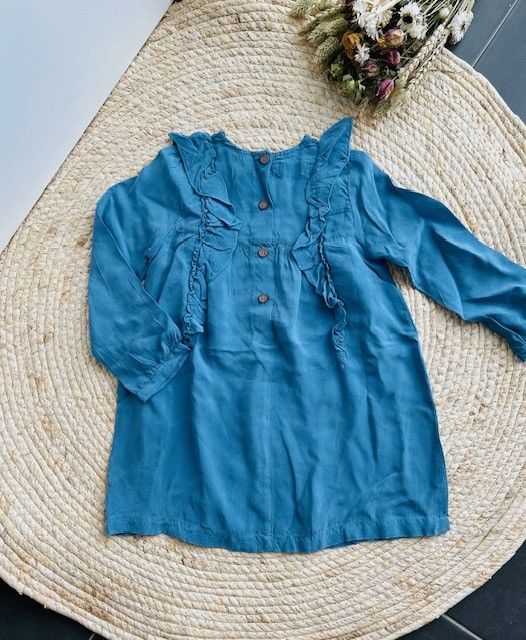 Kleedje Filou. Maat 104 Kleedje Filou. Maat 104