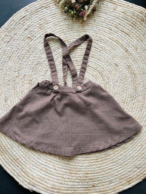 Rok met bretellen Someone. Maat 110 Rok met bretellen Someone. Maat 110