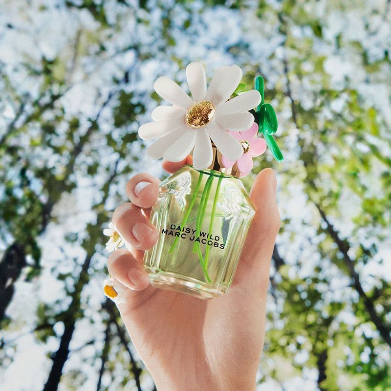 Daisy Wild Marc Jacobs