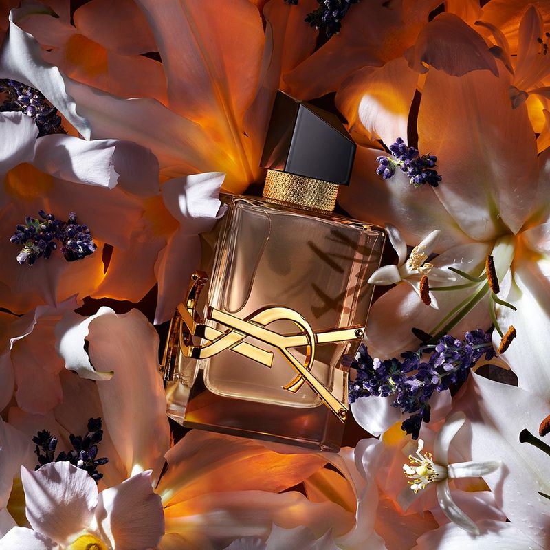 Libre Flowers &amp; Flames Ives Saint Laurent