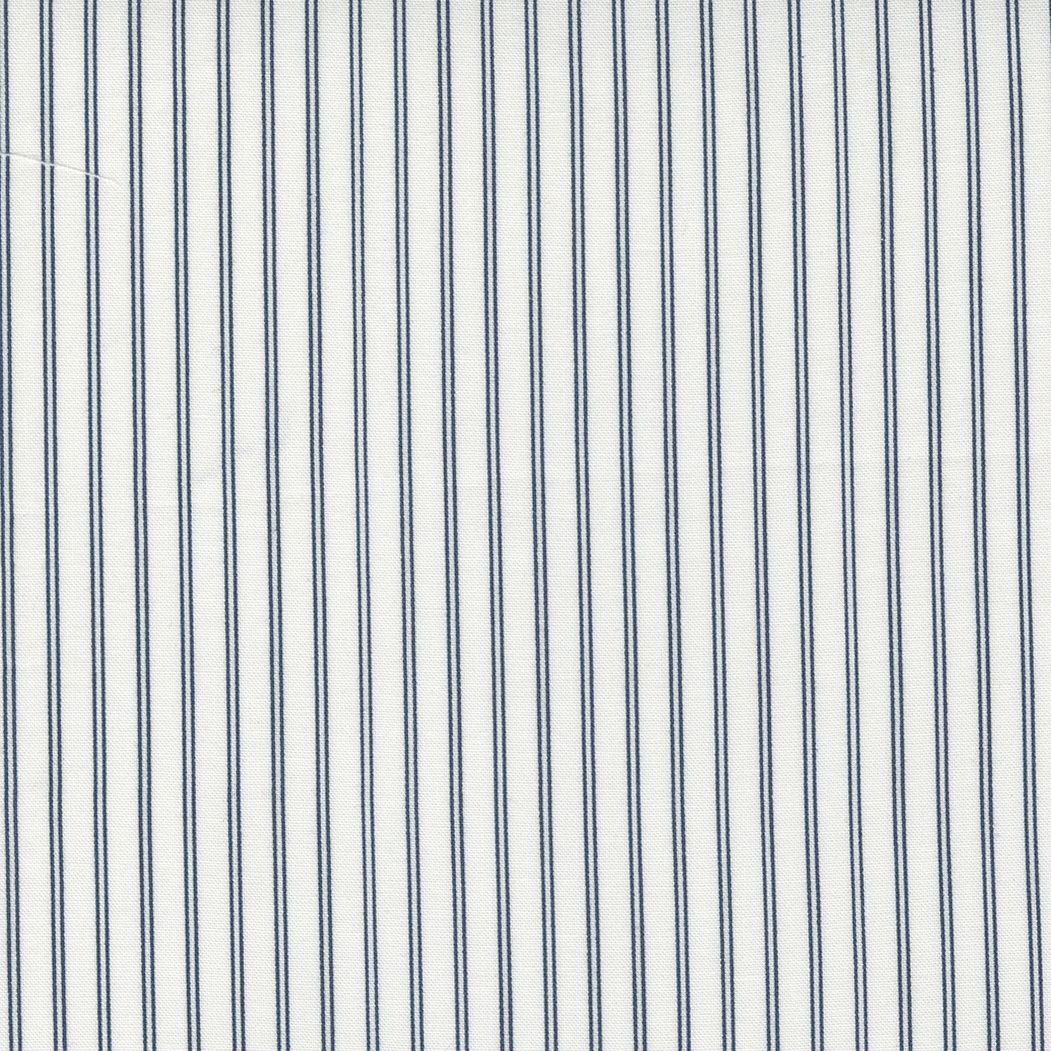 Nantucket Summer Cream Navy 55267 11