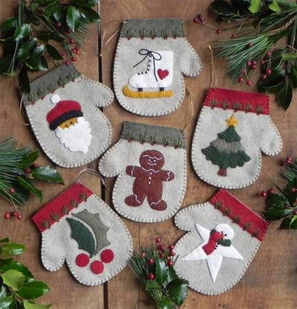 Ornament Kit Warm Hands Mitten K0811