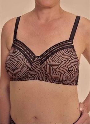 AMOE 45127 WF SF BROOKE CAFE