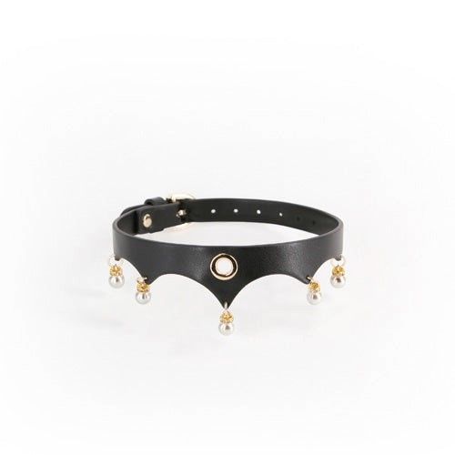 COLLAR HUSTLER TABOO JEZEBEL