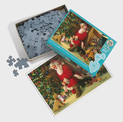 Cobble Hill 350 Family Piece Puzzle - Santa's Lucky Stocking
