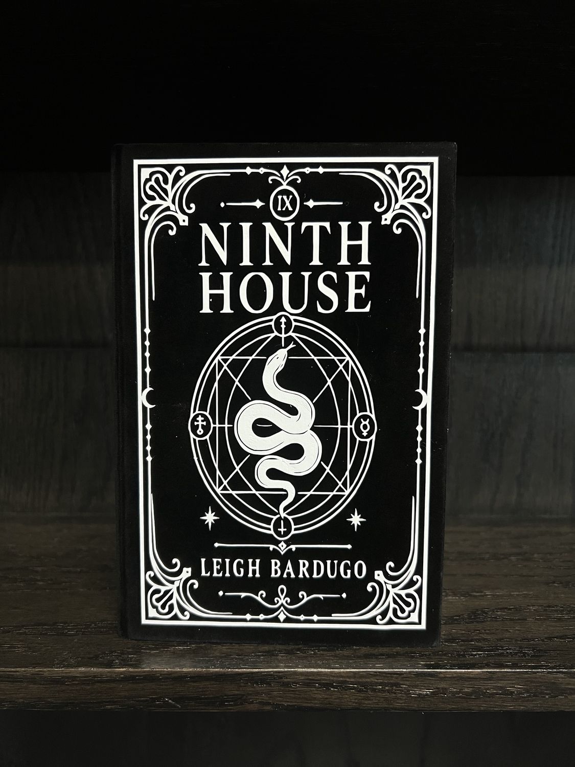 Ninth House (Rebound) Ninth House (Rebound), Colour: Black & White, Material: Rebound Hardcover