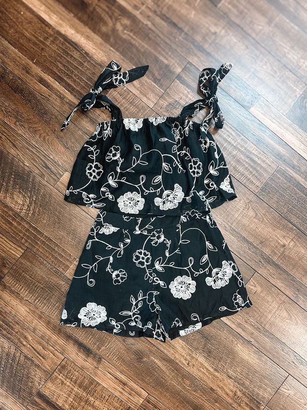 Floral Crop Top &amp; Short Set