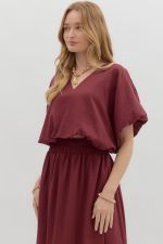 Solid V-neck short dolman sleeve crop